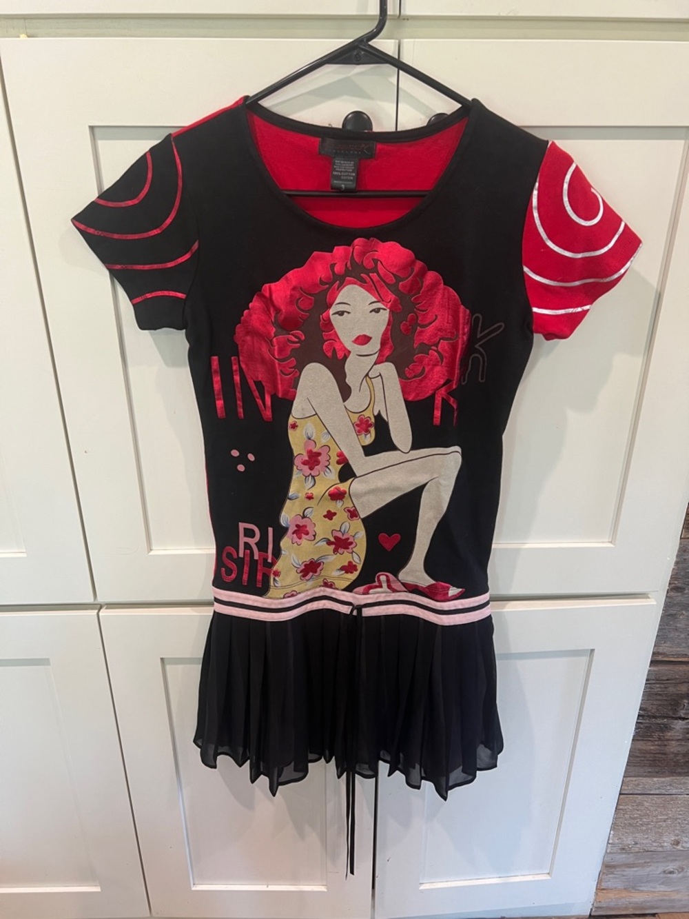 Vintage Custo Barcelona Graphic Black Dress Top with Metallic Red Accents Sz 3